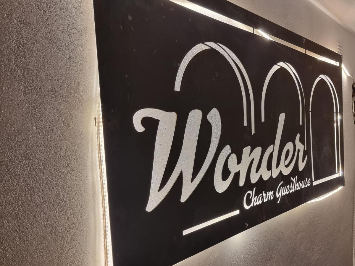 Wonder Charm Guesthouse アルブフェイラ エクステリア 写真